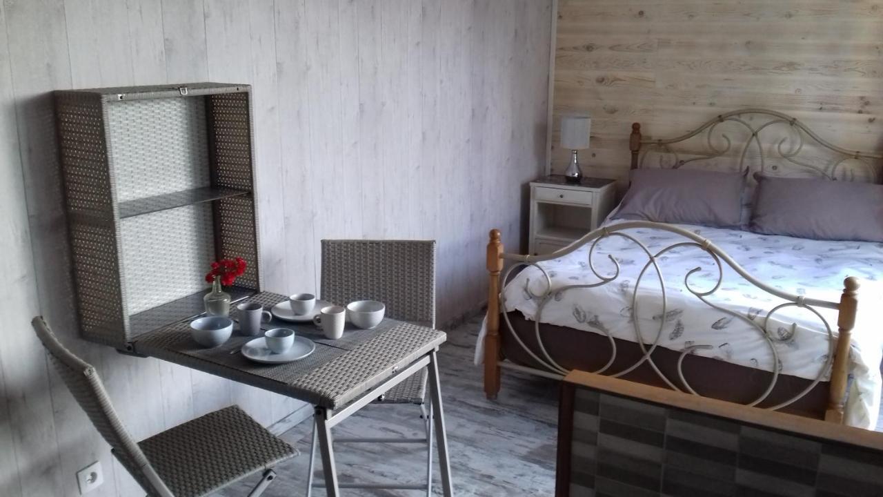Appartement ô bout d'la Motte à Voillecomte Extérieur photo